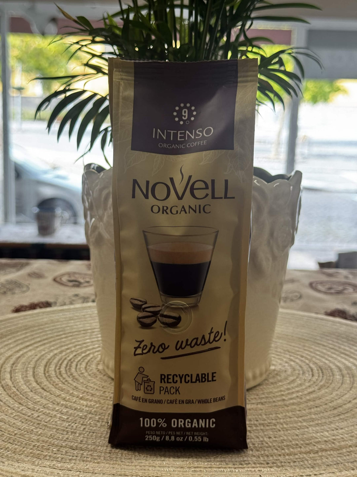 Novell Organic Intenso – Bio zrnková káva s intenzivní chutí v recyklovatelném obalu (250 g)