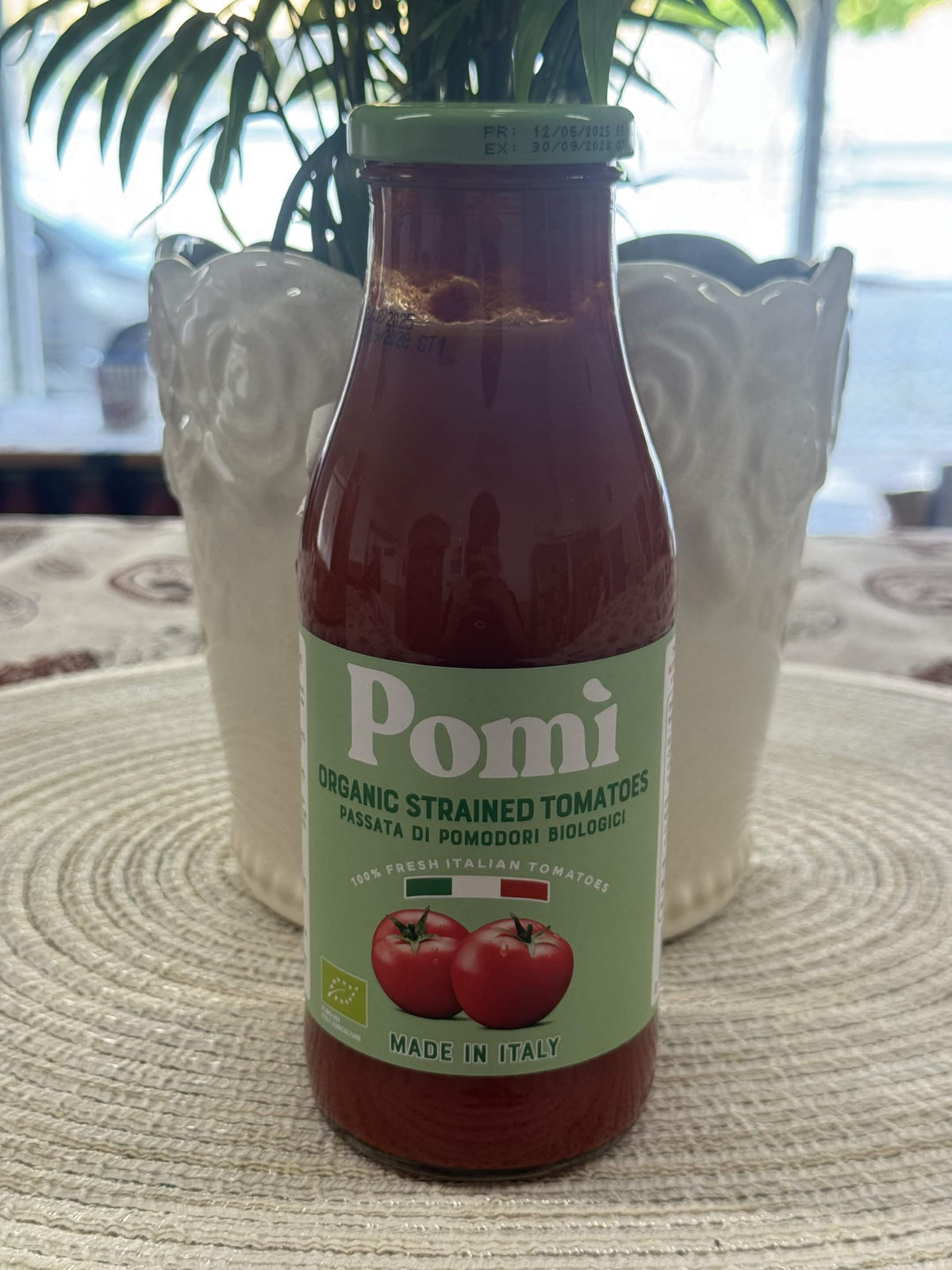Pomì BIO Rajčatové pyré / Passata (Organic Strained Tomatoes / Passata di Pomodori Biologici)