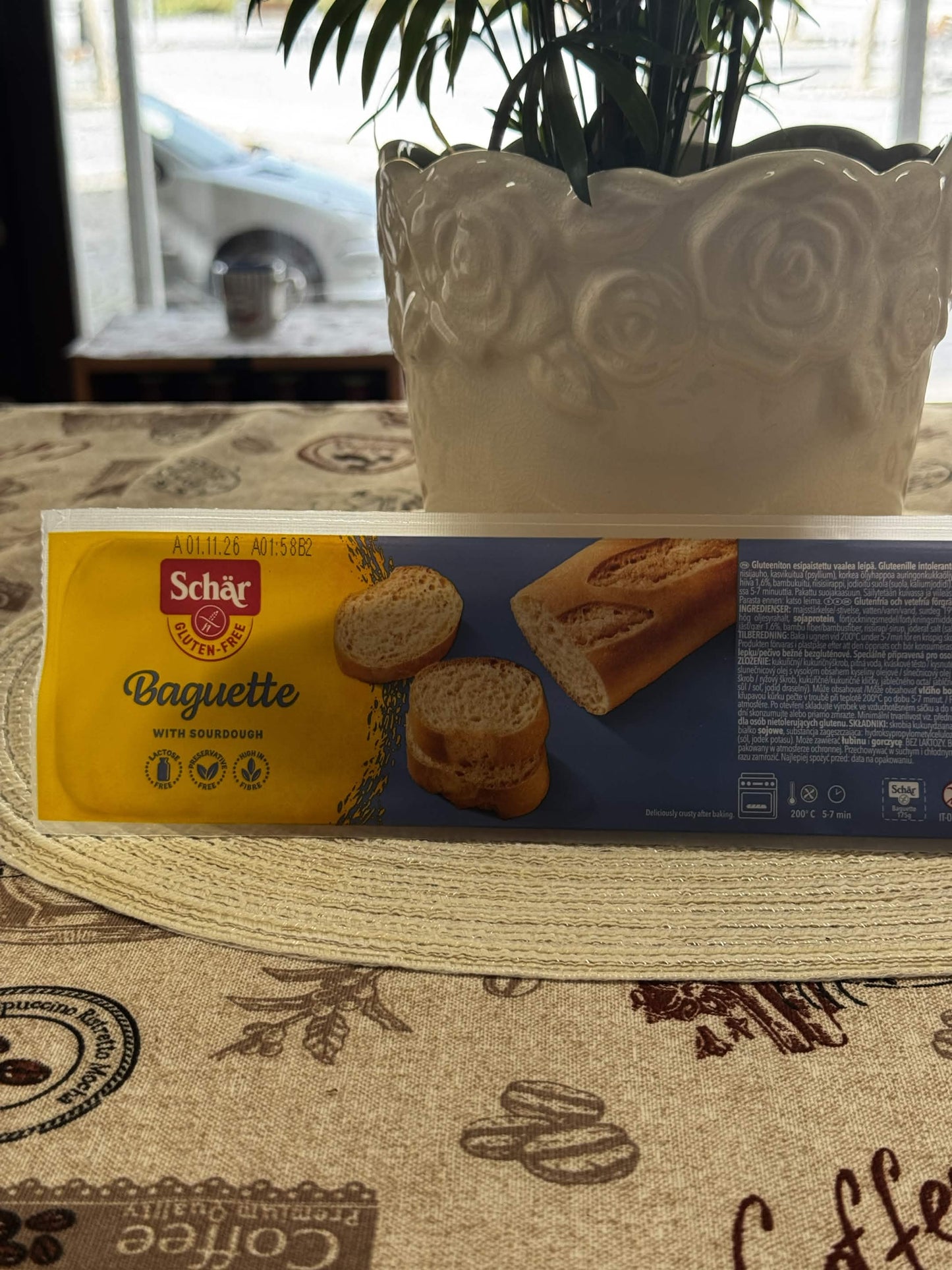 Schär Bezlepková bageta k rozpečení (Baguette with Sourdough) 175 g
