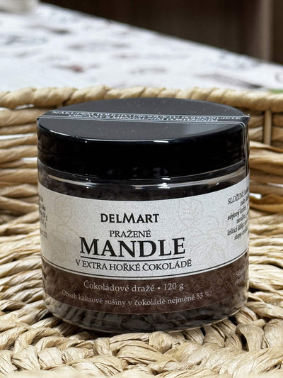 Delmart Pražené mandle v extra hořké čokoládě – Čokoládové dražé (120 g)