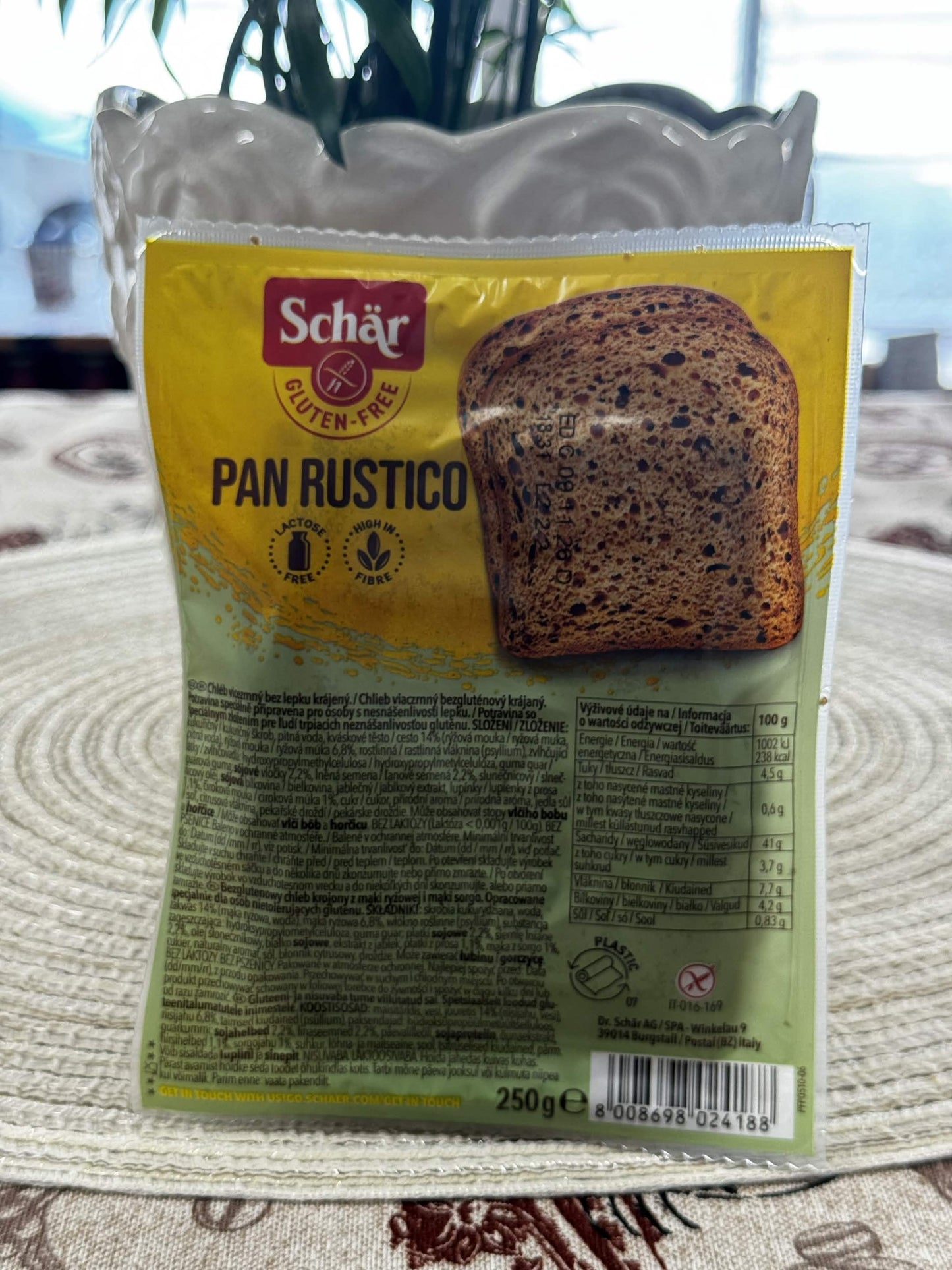 Schär Bezlepkový tmavý vícezrnný chléb Pan Rustico 250 g